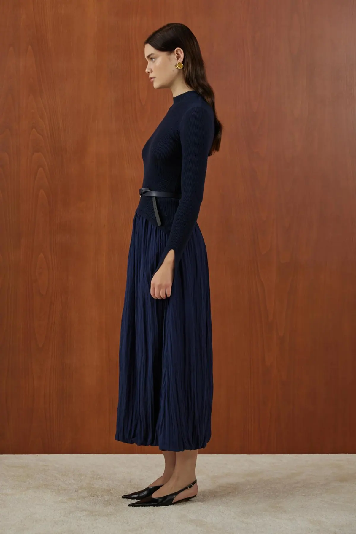 E26-D95 Knitted Parachute Dress - Image 9