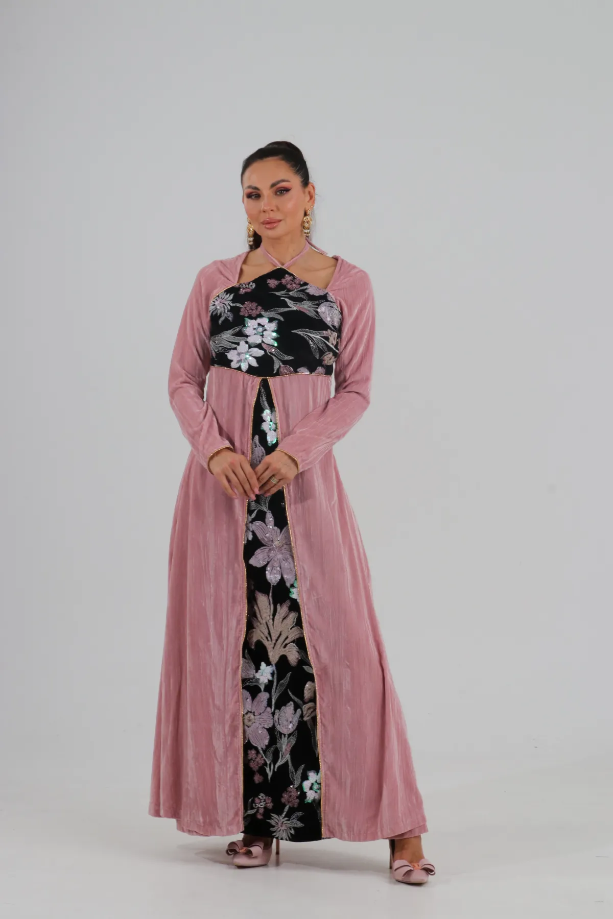 MANAL (مخمل مشكوك)