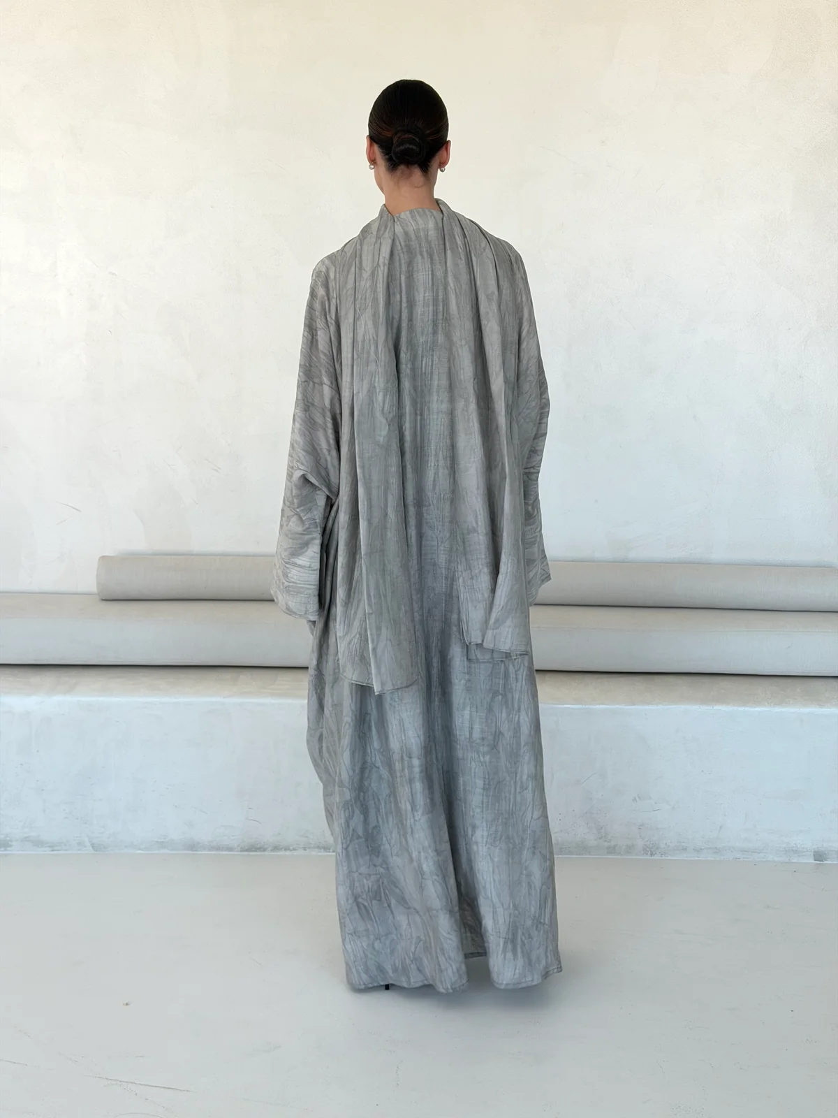 Light Grey Abaya with Abstract Pattern in Washed linen - additional angle | JAAZLINE JZA26-29